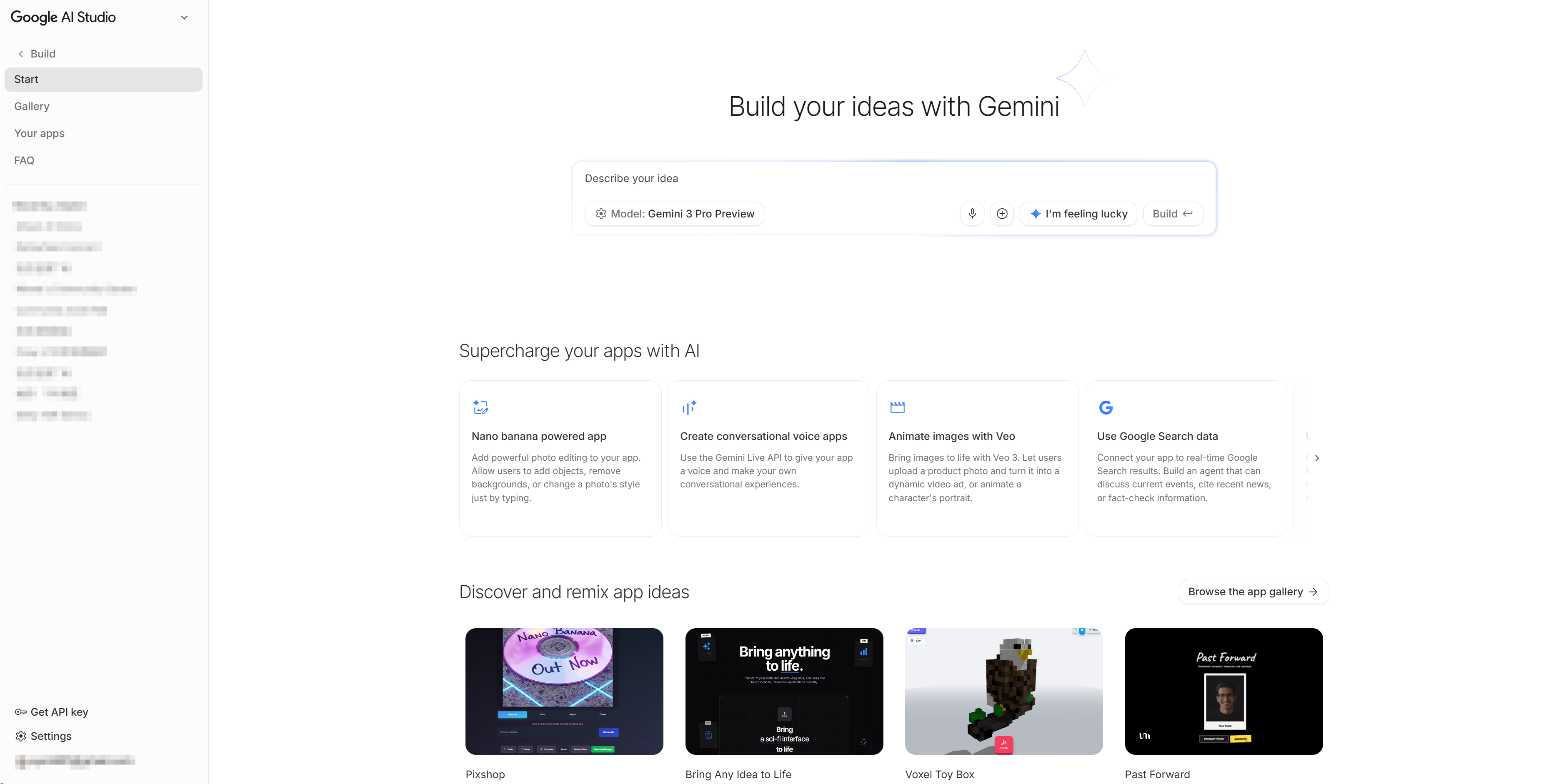 Firebase Studio 界面——Google AI Studio 与 Gemini 驱动的开发环境